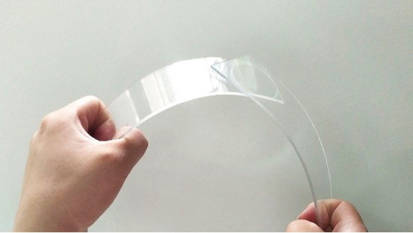 粘亞克力塑料UV膠儲(chǔ)存注意事項(xiàng)-uv膠廠家