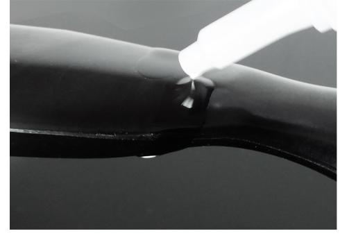 瞬干膠白化現(xiàn)象由哪幾種原因促成