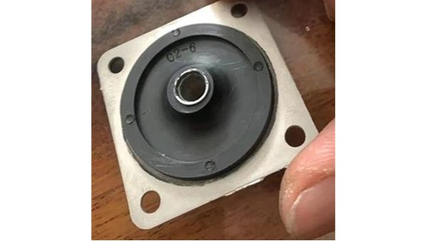 天然橡膠包不銹鋼深圳科佳膠水廠家橡膠包金屬底涂劑應(yīng)用案例