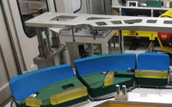 振動摩擦焊接模具膠水