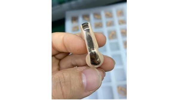 硅膠粘不銹鋼慢干硅膠膠水應(yīng)用案例-硅膠粘金屬膠水