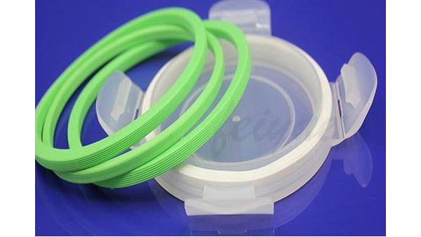 硅膠發(fā)泡板用什么膠水粘？怎么粘才牢固？